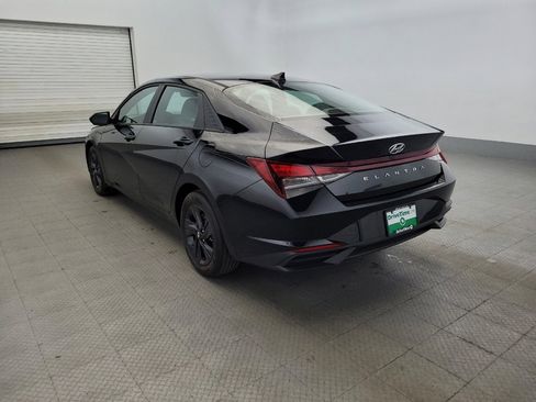 Used 2023 Hyundai Elantra SEL FWD image 5