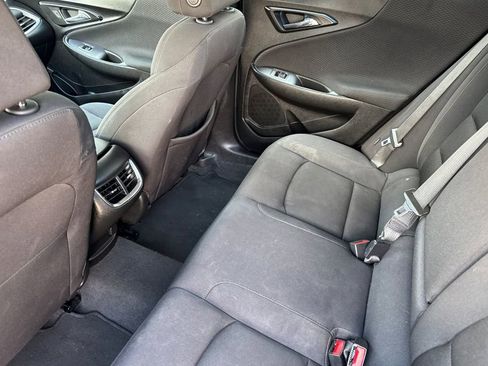 Used 2023 Chevrolet Malibu LT FWD image 12