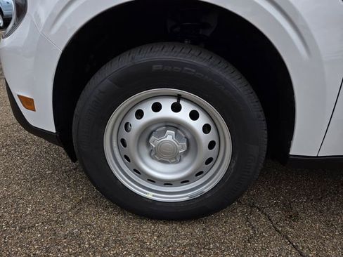 New 2026 Ford Maverick XL image 22