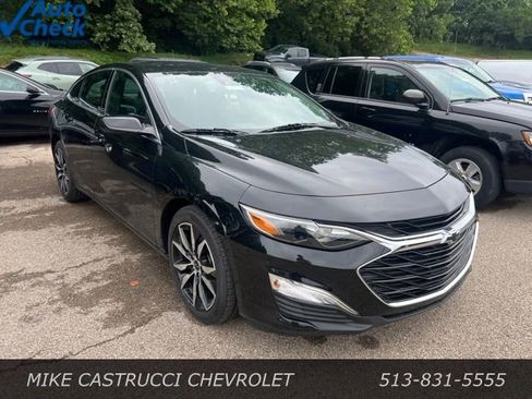 Used 2024 Chevrolet Malibu RS FWD image 2