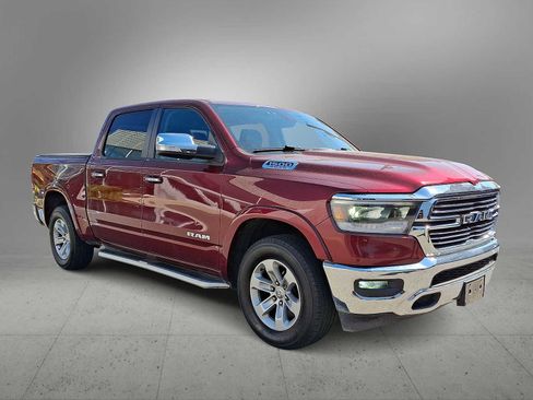 Used 2019 RAM 1500 Laramie AWD/4WD image 2