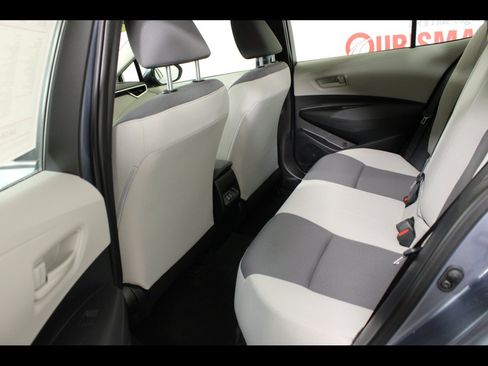 Used 2024 Toyota Corolla LE w/ LE Convenience Package FWD image 14