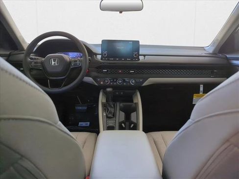 Used 2024 Honda Accord EX image 15
