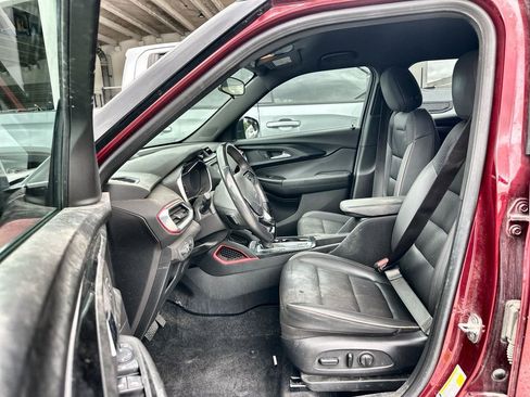 Certified 2022 Chevrolet TrailBlazer RS FWD image 2