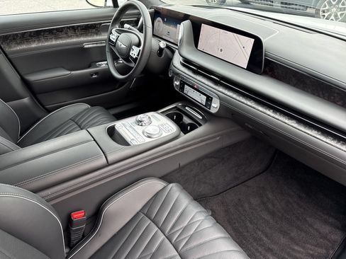 Used 2025 Genesis G90 3.5T AWD/4WD image 21