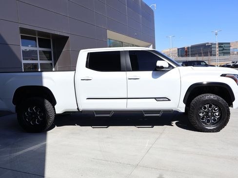 Used 2024 Toyota Tundra Platinum image 4