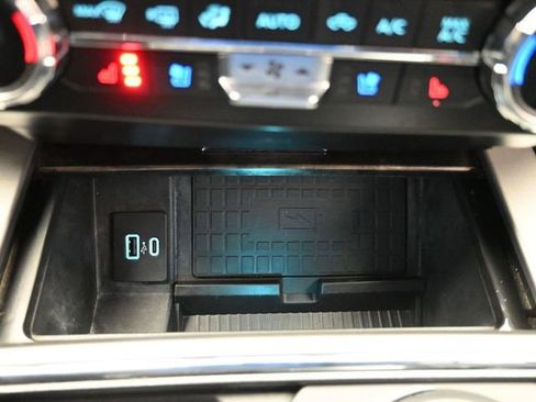 Used 2022 Ford F250 Lariat w/ Tremor Off-Road Package image 44