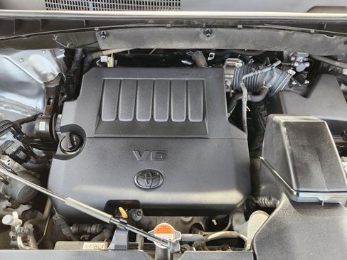 Used 2016 Toyota Highlander XLE image 34