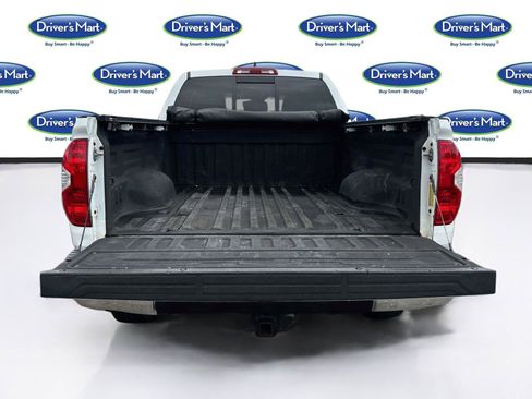 Used 2020 Toyota Tundra SR5 w/ SR5 Upgrade Package RWD image 23