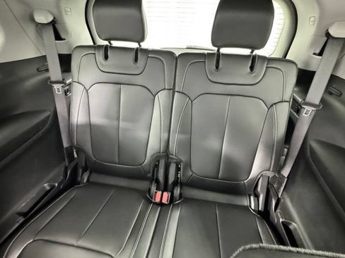 Used 2021 Jeep Grand Cherokee L Limited AWD/4WD image 15