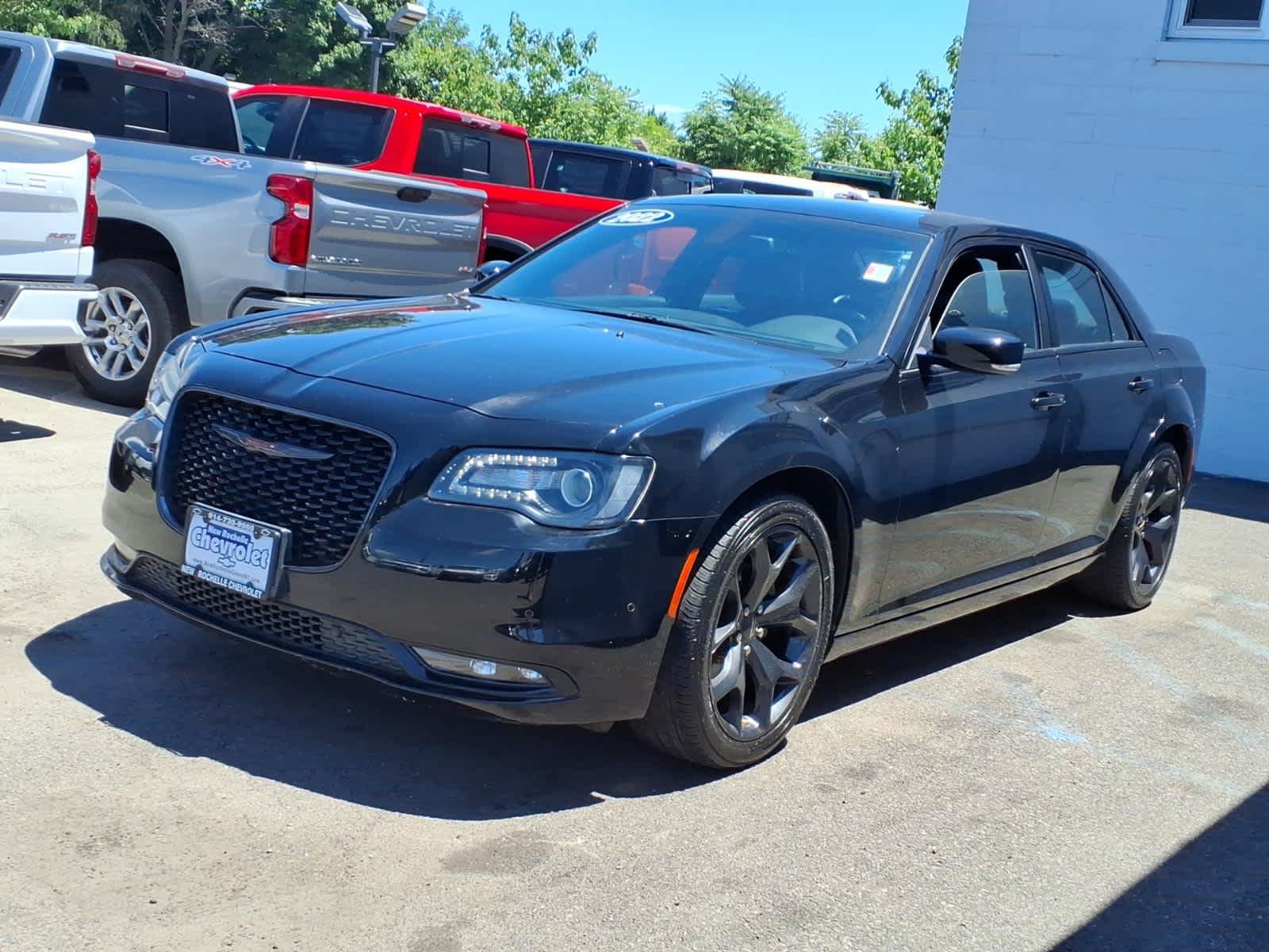 Used 2022 Chrysler 300 S RWD image 3