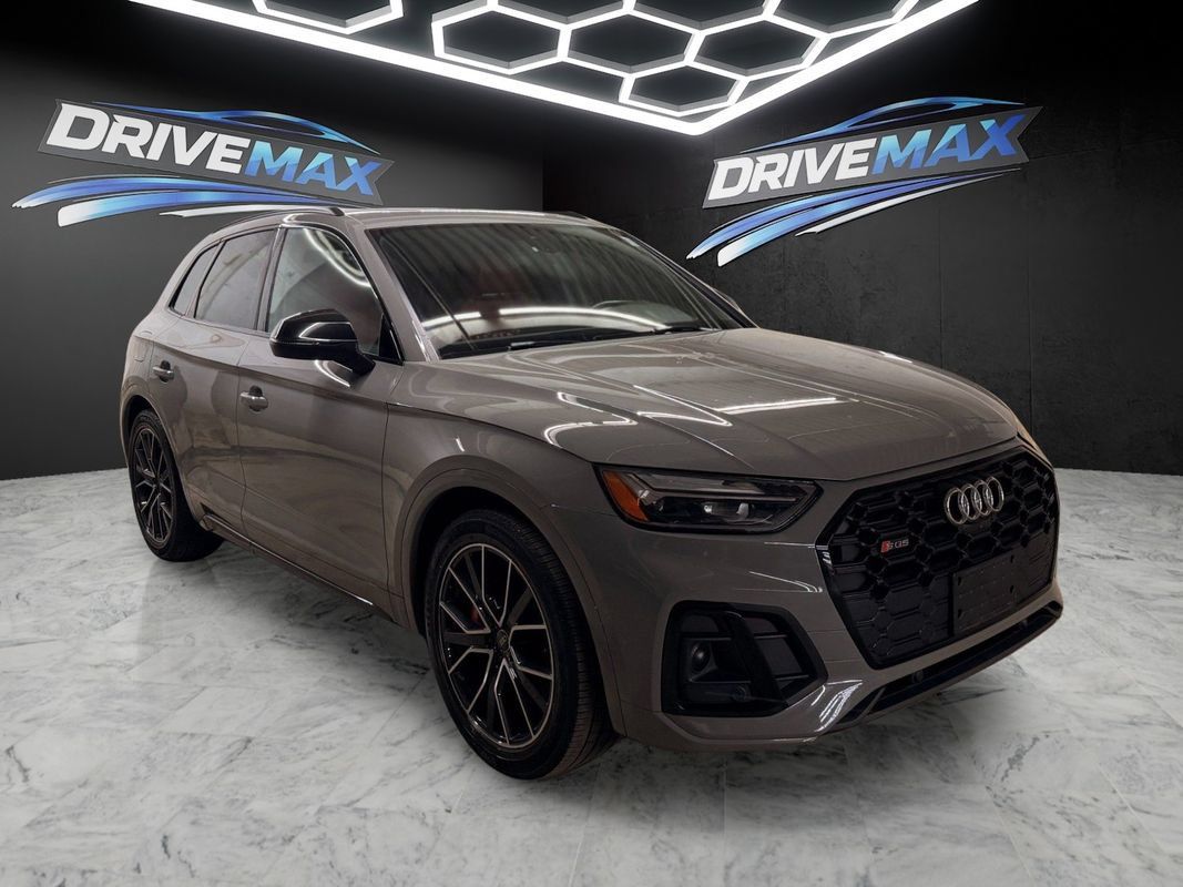 Used 2021 Audi SQ5 Premium Plus w/ Premium Plus Package AWD/4WD image 3