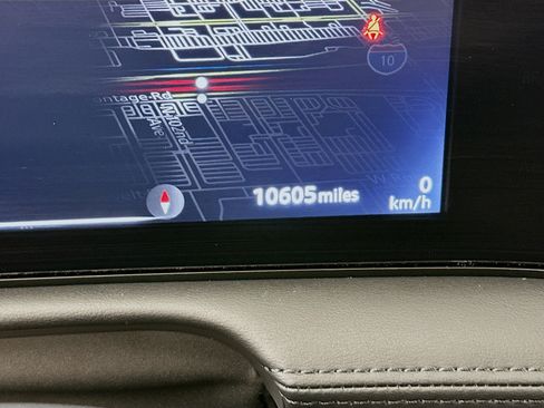 Used 2024 Nissan Ariya AWD image 19