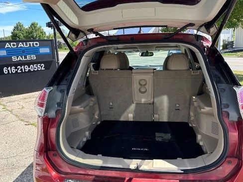 Used 2016 Nissan Rogue SL w/ SL Premium Package AWD/4WD image 15
