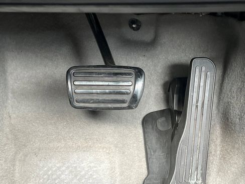 Used 2023 Chevrolet Camaro LT image 41