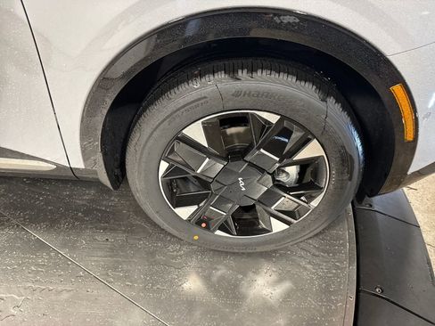 New 2026 Kia Sportage SX Prestige image 11