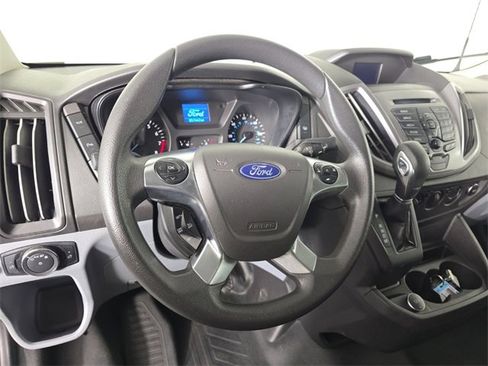 Used 2019 Ford Transit 350 XLT image 10