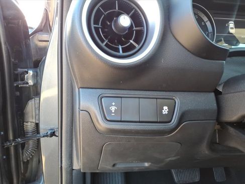 Used 2024 Kia Forte LXS image 15