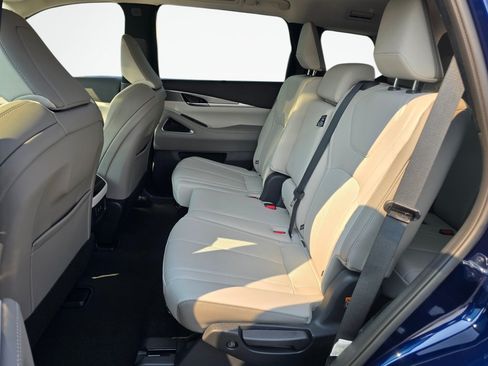 New 2026 INFINITI QX60 Luxe w/ Cargo Package AWD/4WD image 18