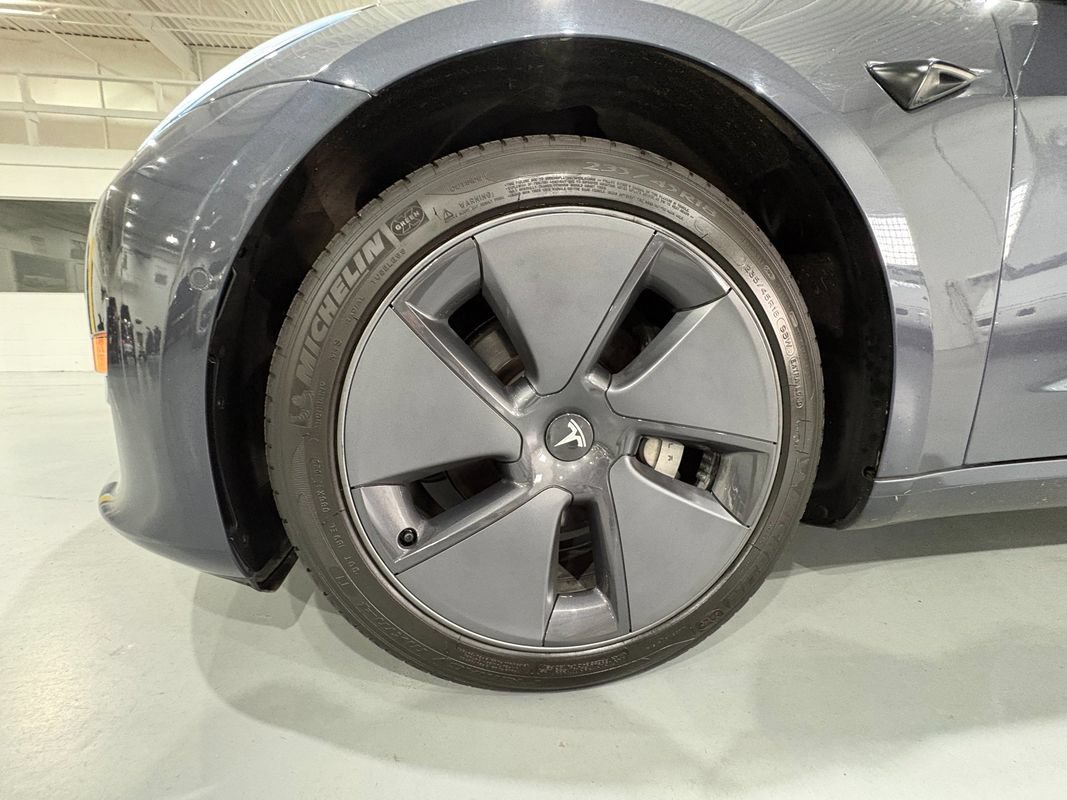 Used 2022 Tesla Model 3 Long Range AWD/4WD image 45