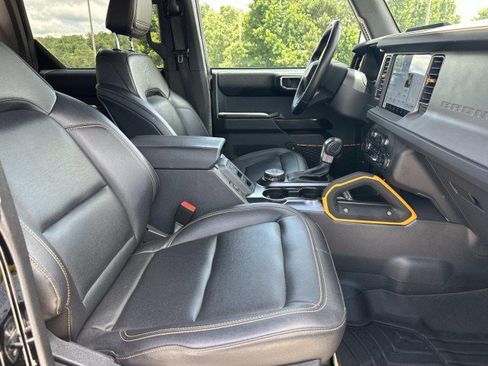 Used 2024 Ford Bronco Badlands AWD/4WD image 13