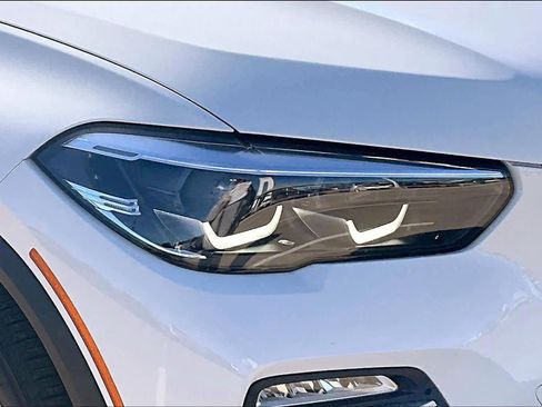 Used 2021 BMW X5 sDrive40i w/ Premium Package image 27