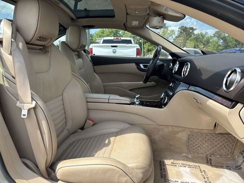 Used 2013 Mercedes-Benz SL 550 image 22