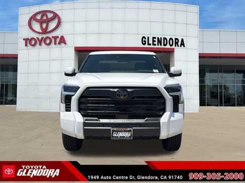 New 2026 Toyota Tundra SR5 AWD/4WD image 3