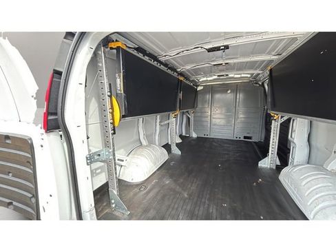 Used 2023 GMC Savana 2500 w/ Driver Convenience Package image 36