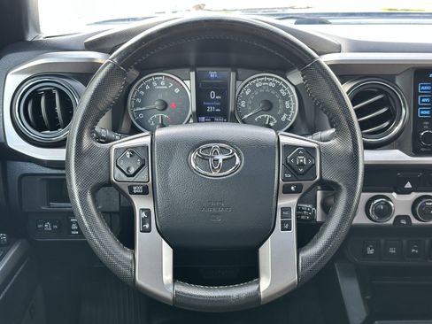 Used 2019 Toyota Tacoma Limited AWD/4WD image 38