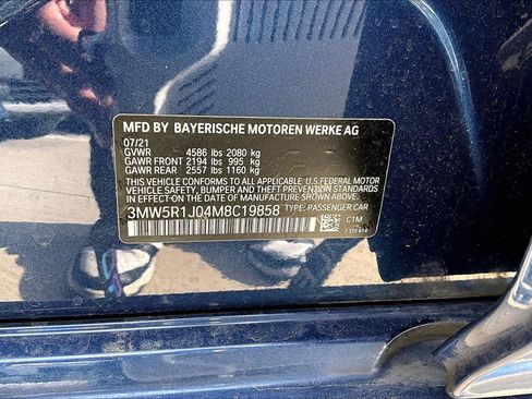 Used 2021 BMW 330i Sedan w/ Premium Package image 62