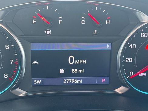 Used 2023 Chevrolet Traverse LT image 22