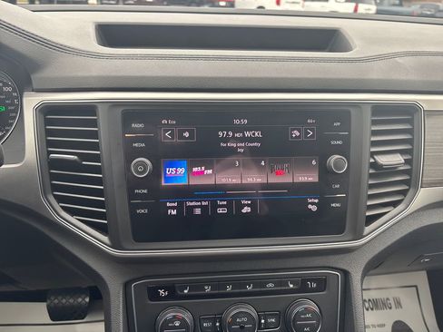 Used 2018 Volkswagen Atlas SE image 23