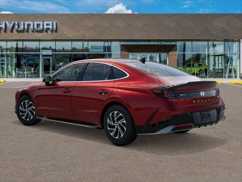 New 2026 Hyundai Sonata Blue FWD image 5