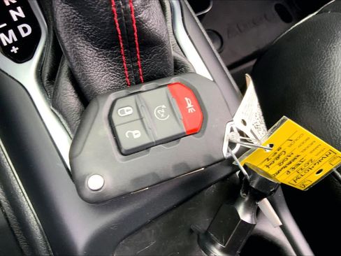 Used 2021 Jeep Wrangler Unlimited Rubicon AWD/4WD image 15