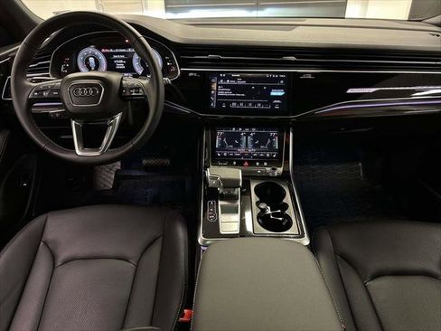 Used 2025 Audi Q8 Premium Plus w/ Premium Plus Package image 13
