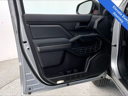 Used 2025 Toyota 4Runner SR5 image 23