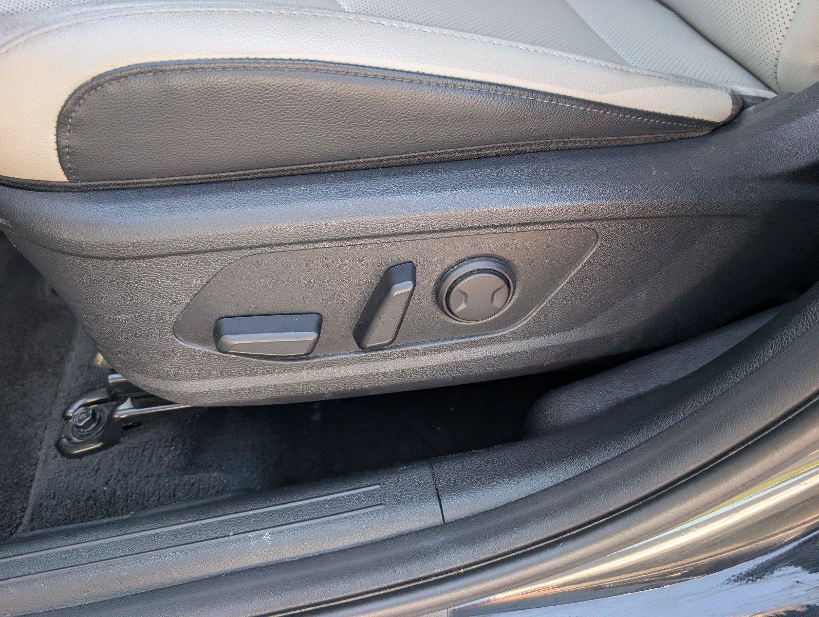 Used 2023 Kia Sportage EX FWD image 13