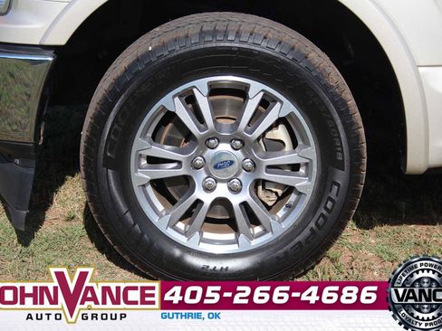 Used 2018 Ford F150 Lariat RWD image 14