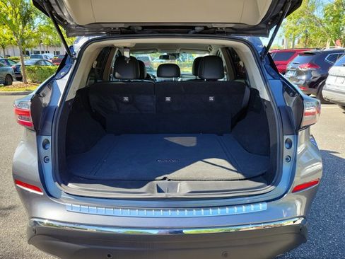 Used 2022 Nissan Murano SV image 9