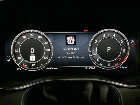 Used 2024 Jaguar F-PACE R-Dynamic S image 13