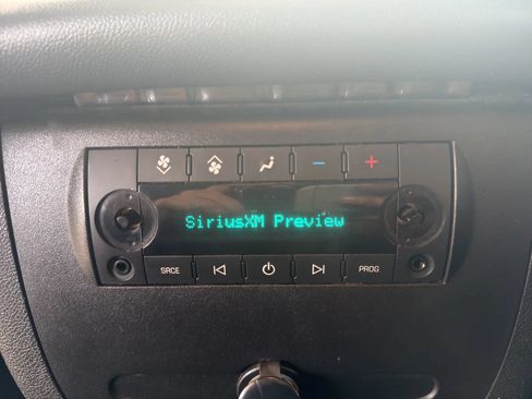 Used 2013 GMC Yukon SLT AWD/4WD image 34