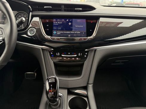 Used 2025 Cadillac XT6 Sport w/ Technology Package AWD/4WD image 18