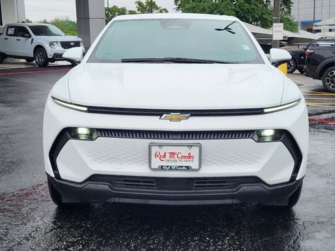 Used 2025 Chevrolet Equinox EV LT FWD image 9