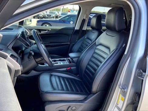 Certified 2024 Ford Edge SEL AWD/4WD image 8