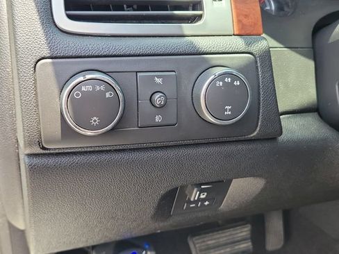 Used 2007 Chevrolet Silverado 3500 LTZ AWD/4WD image 26
