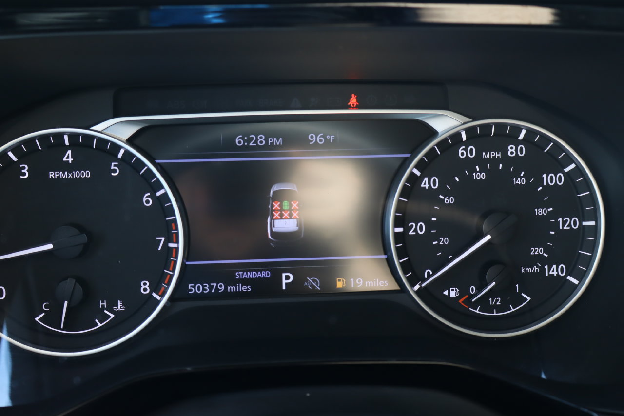 Used 2022 Nissan Pathfinder S FWD image 10