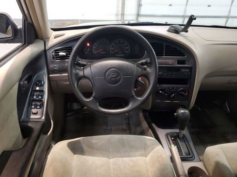 Used 2003 Hyundai Elantra GLS image 14
