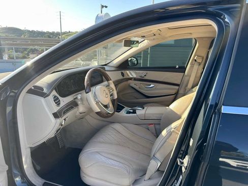Used 2018 Mercedes-Benz S 560 Sedan image 4