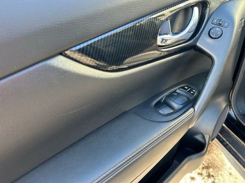 Used 2020 Nissan Rogue SL image 26